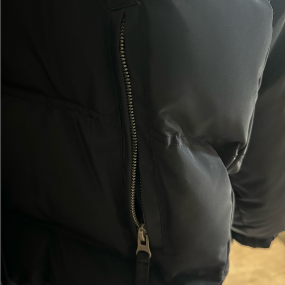 FUBU PUFFER. Excellent condition! - Picture 3 of 9